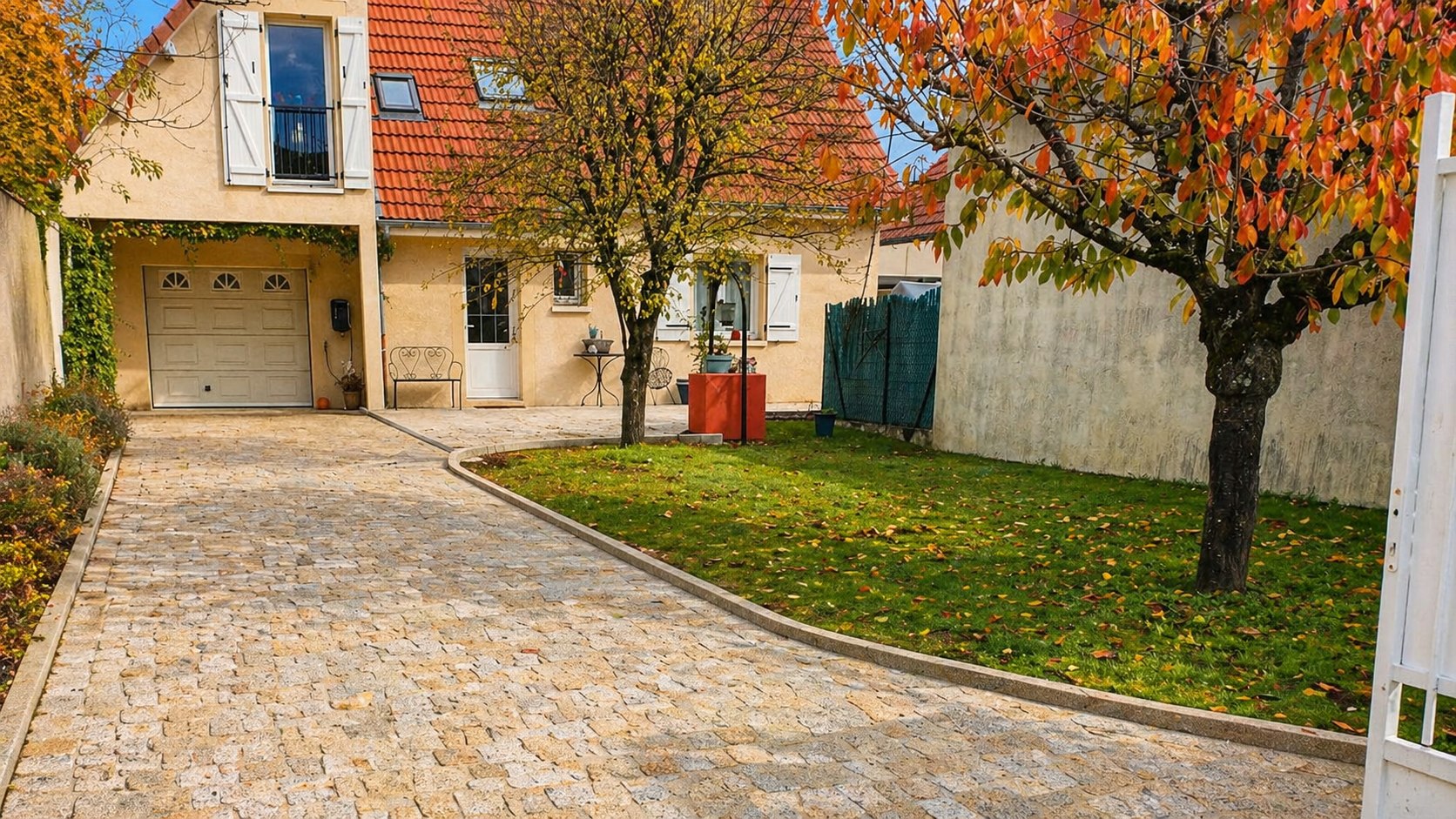 cour en pavés de portugal à Lyon